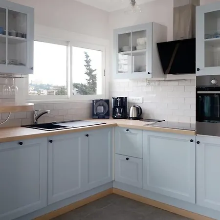 2bdr Reine Astrid شقة كان
