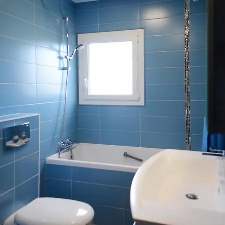 2bdr Reine Astrid Cannes